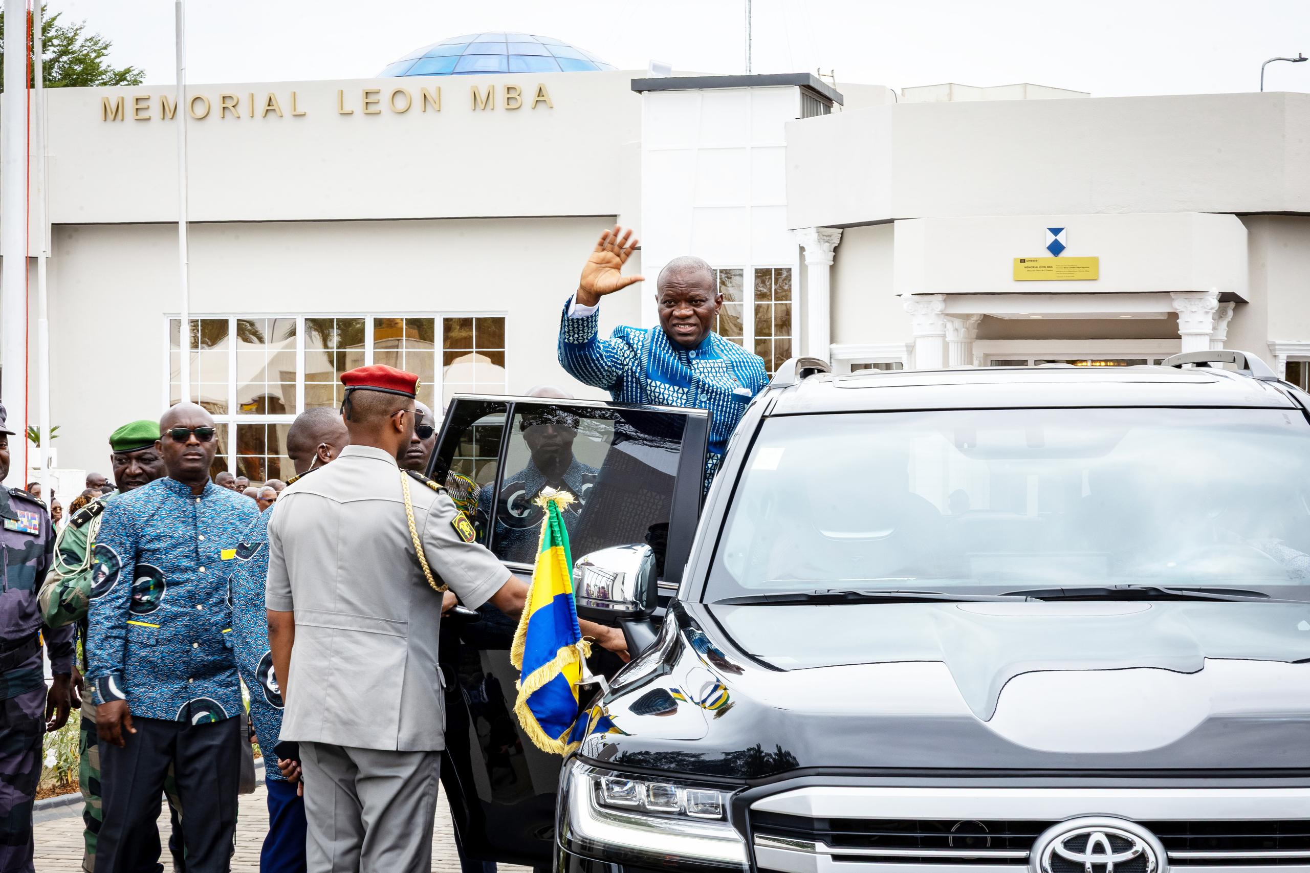 Restauration de la mémoire nationale : Oligui Nguema inaugure le Complexe Mémorial Léon Mba à Libreville