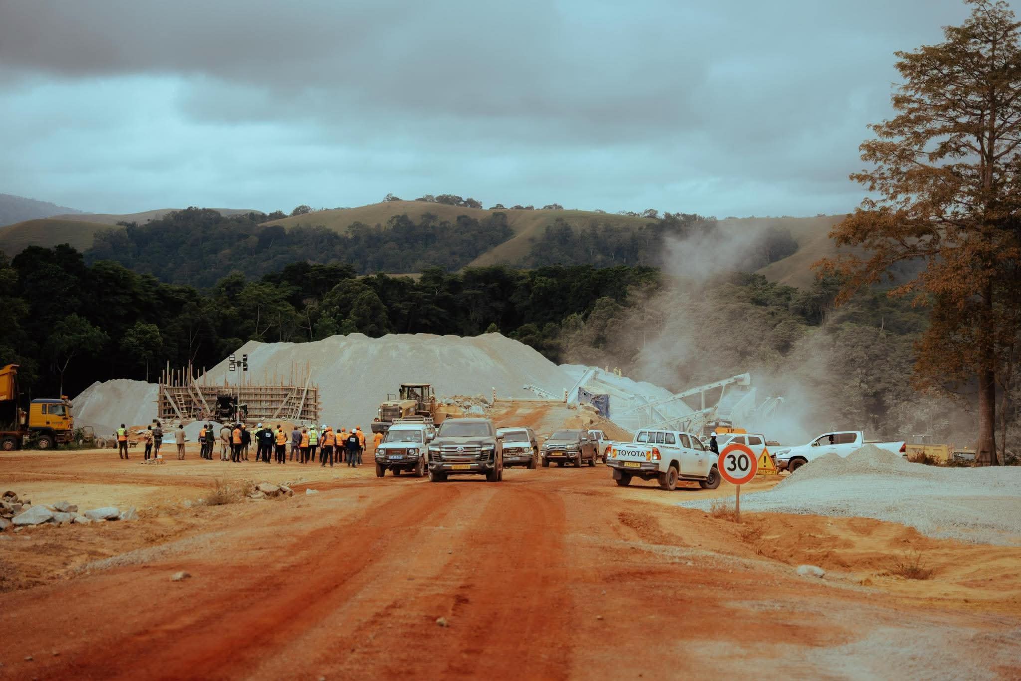  Route Alembé – Lopé – Carrefour Leroy – Mikouyi : le chantier de désenclavement avance à grands pas