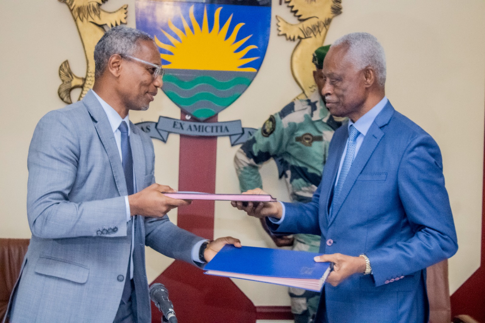 Décentralisation : Signature d'un accord-cadre de transfert de compétences entre le Ministère de la Jeunesse et la Commune de Libreville