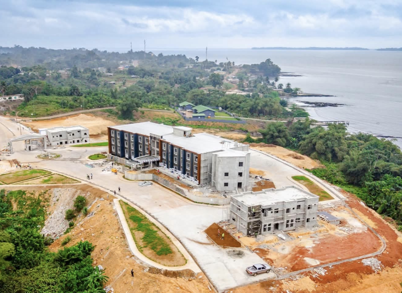 Cocobeach : la Marine nationale se dote d'une nouvelle base stratégique pour renforcer la sécurité frontalière