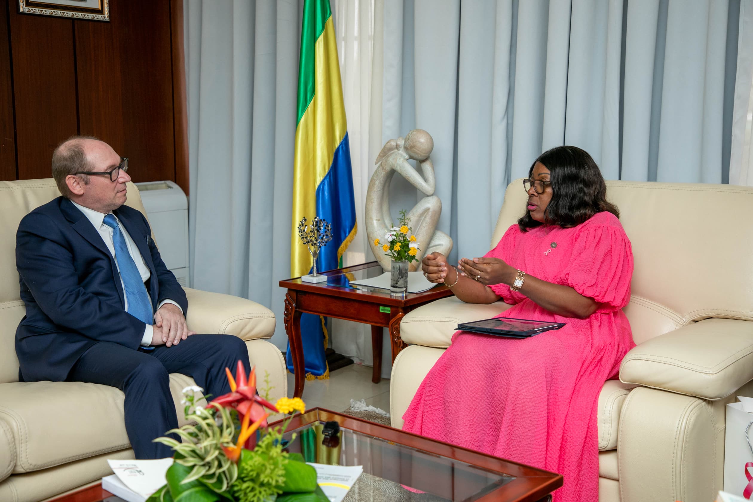 Réforme de la Fonction publique : le Gabon et le FMI concertent leurs efforts pour assainir l'Administration