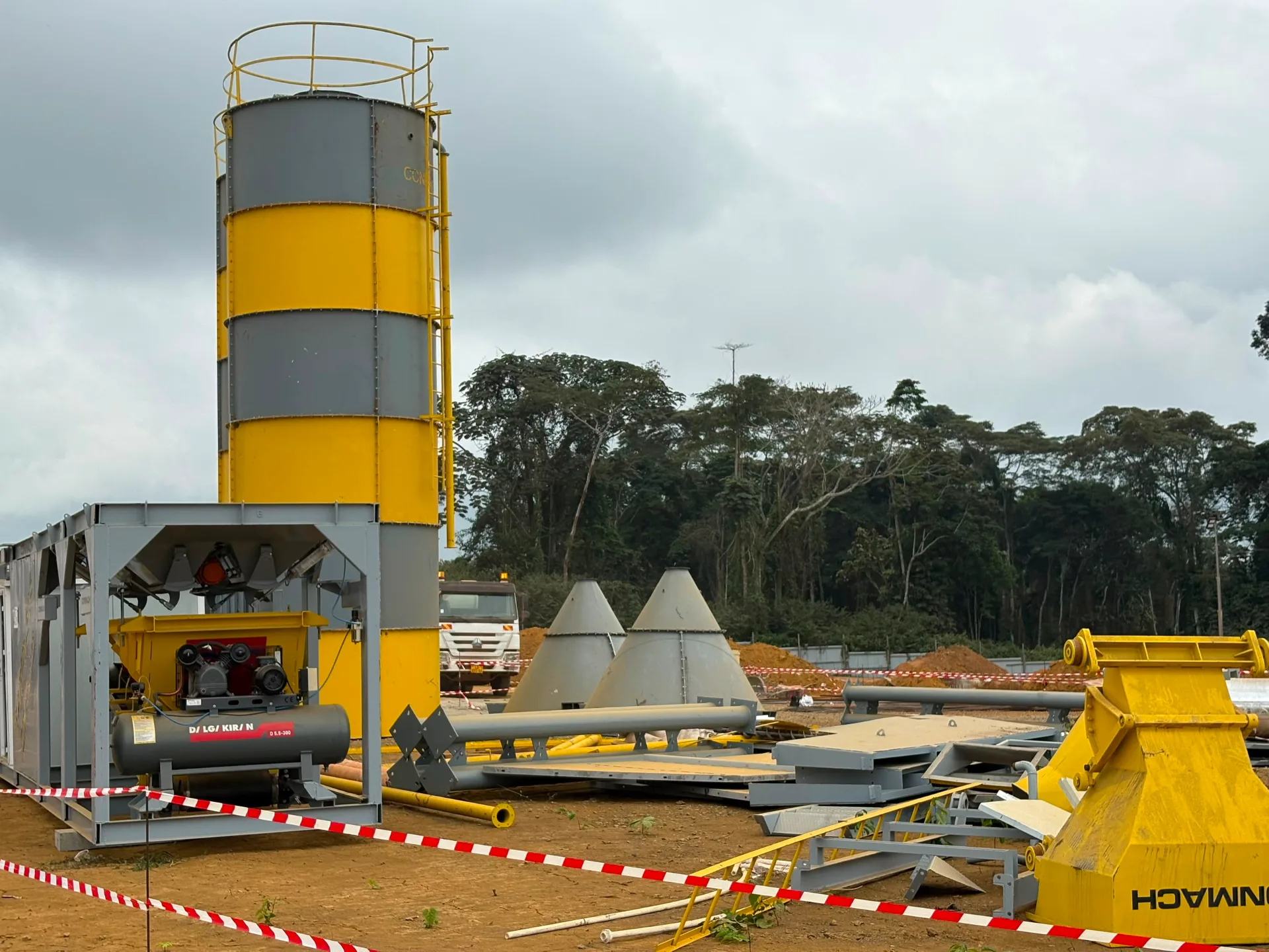 Makokou : une nouvelle centrale à béton pour accélérer les chantiers de la commune