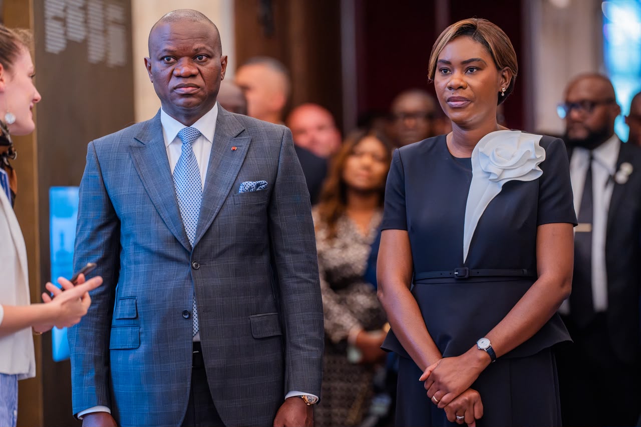 Visite En France: Oligui Nguema poursuit sa visite d'État à Paris par un hommage à Notre-Dame