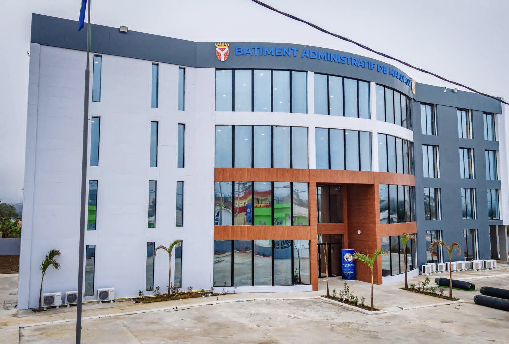Makokou : la nouvelle cité administrative achevée offre un visage moderne et structurant à la capitale de l’Ogooué-Ivindo
