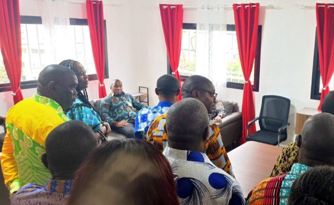 Modernisation administrative : Le Ministre d'État Ulrich Manfoumbi Manfoumbi visite la DGTT, la DGM, la DGSR après la réhabilitation complète des infrastructures
