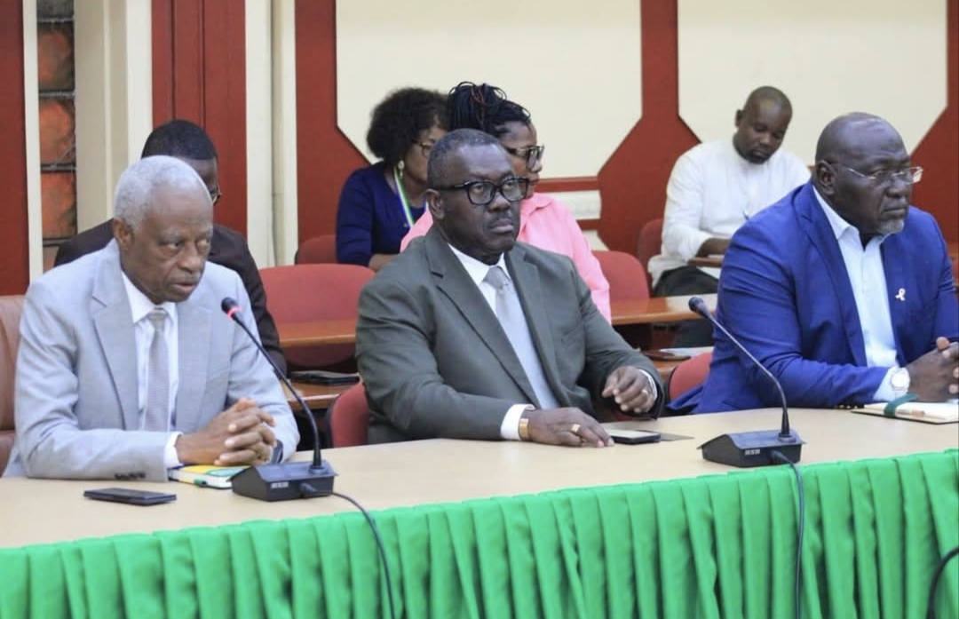 Apaisement et concertation au marché CTRI d'Oloumi : le Maire Eugène M'ba dissipe les tensions et réaffirme l'exclusivité des espaces marchands pour les citoyens gabonais