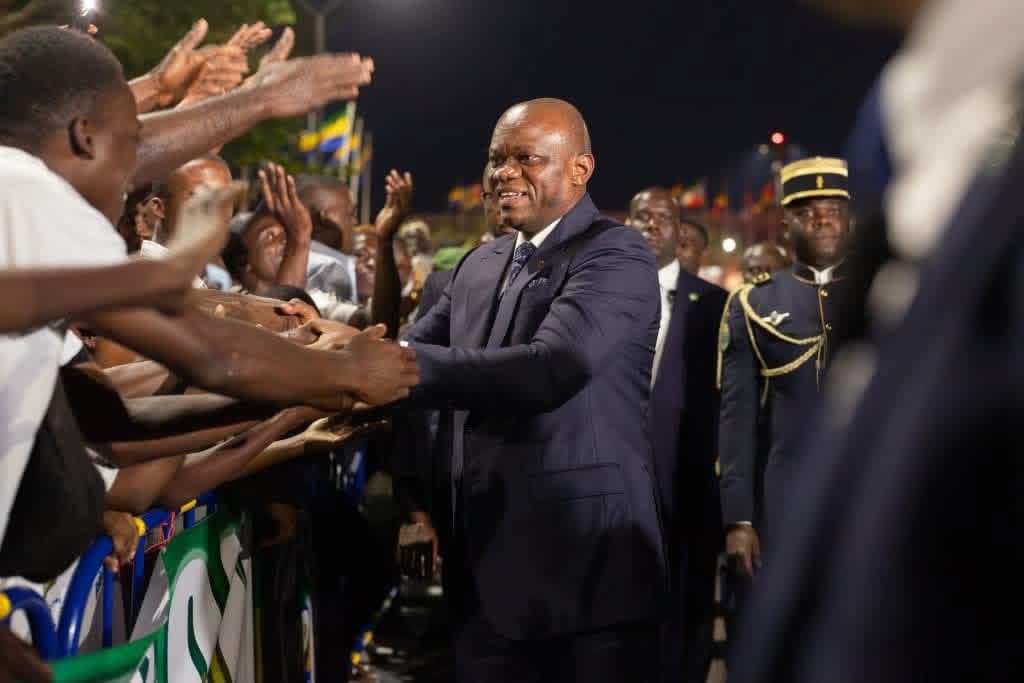 Visite d'État en France : Brice Clotaire Oligui Nguema de retour à Libreville après une mission diplomatique aux retombées stratégiques