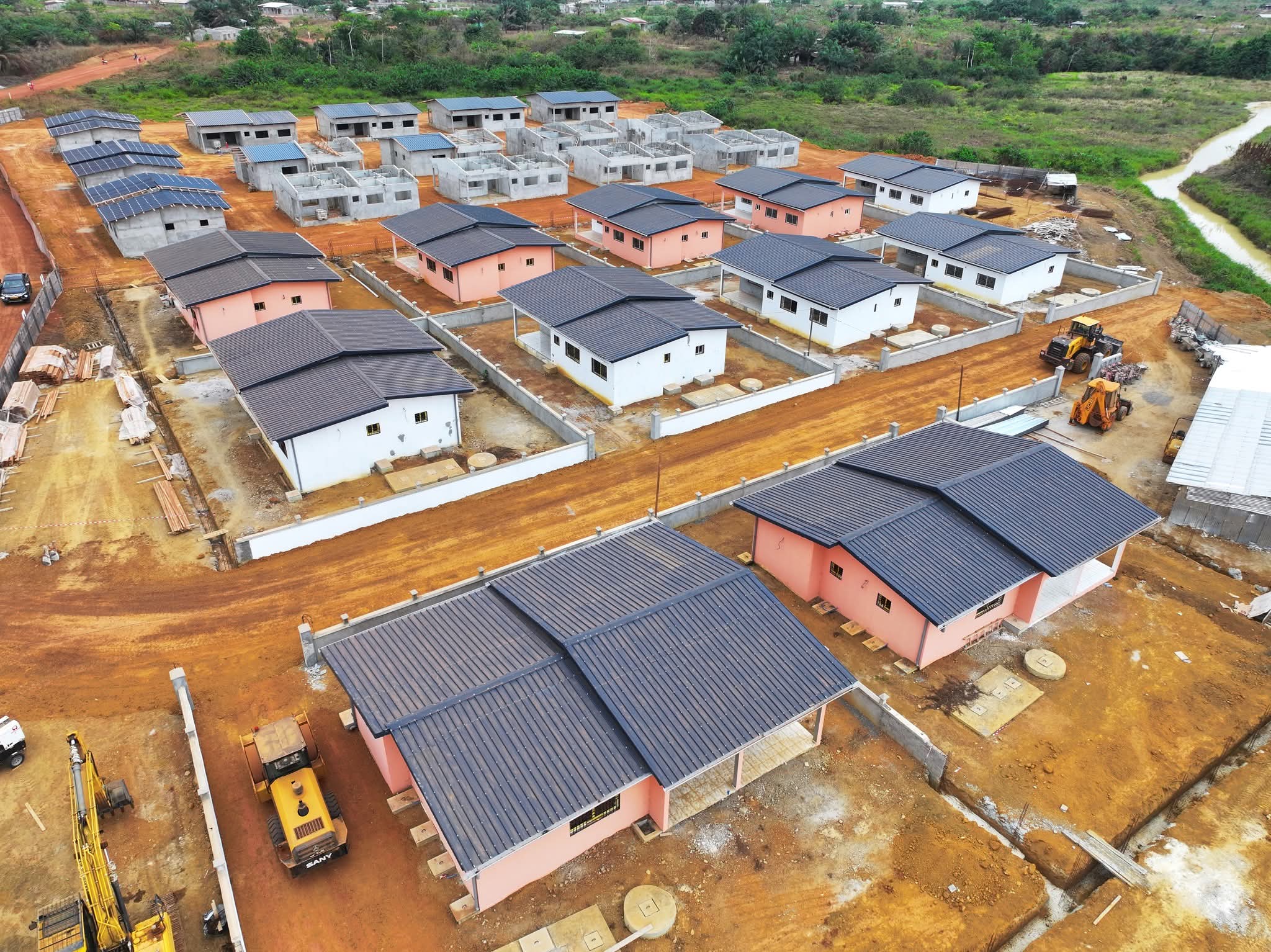 Aménagement et essor territorial : l'UDB en visite sur les chantiers structurants impulsés par le Président Fondateur Oligui Nguema à Ndendé
