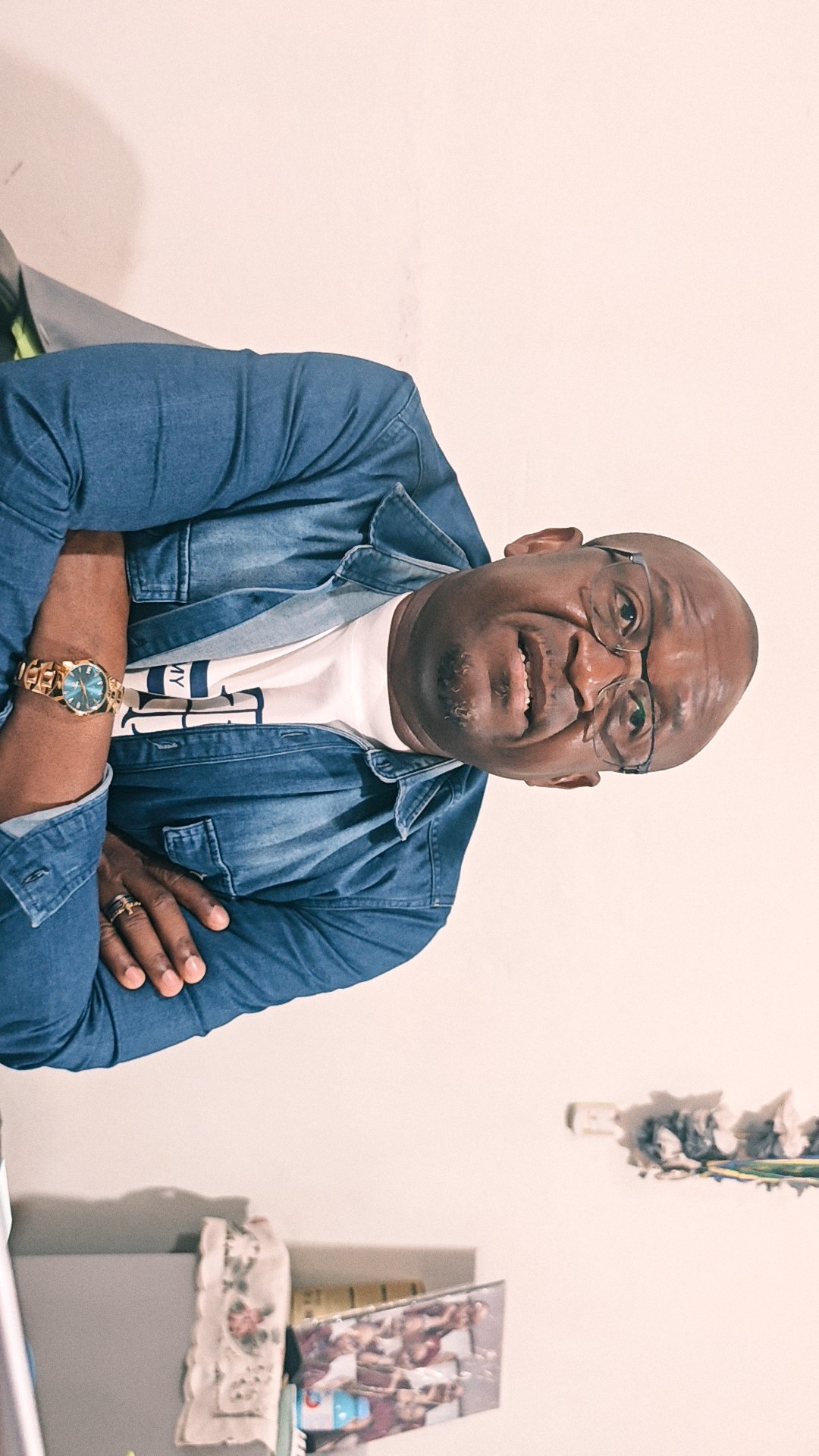 Lycée Jean Hilaire Aubame Eyeghe : le proviseur Gaston OTOGHE NZE lève l'équivoque sur les frais d'inscriptions 