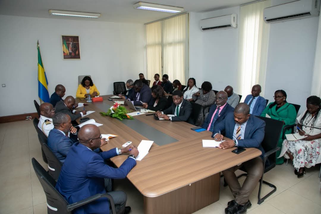 Modernisation administrative et valorisation des compétences : la ministre Laurence Ndong lance les travaux du Répertoire Interministériel des Métiers de l'État Gabonais (RIMEG)