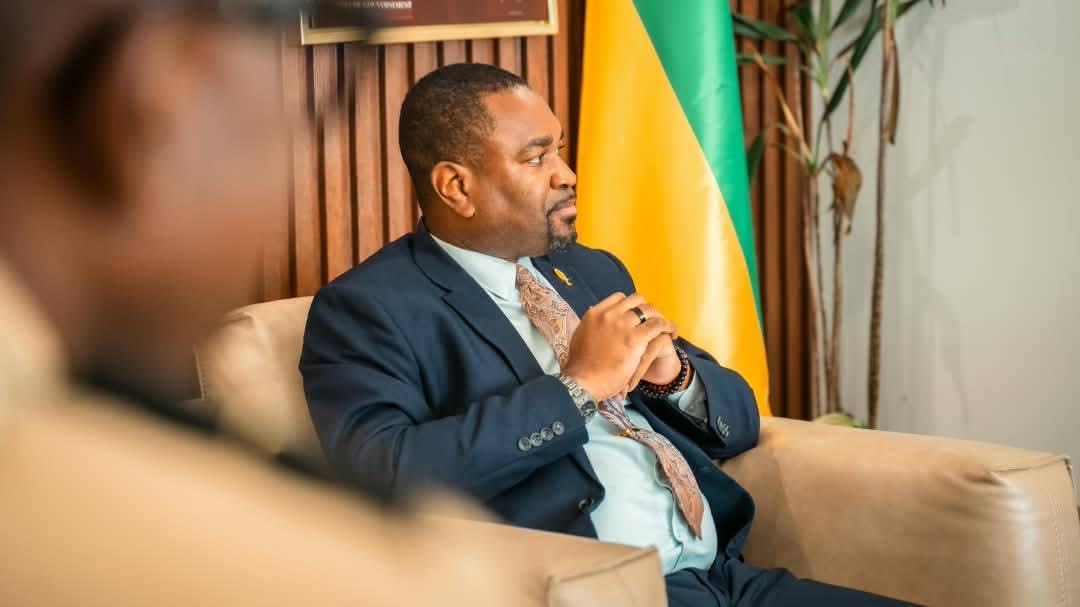 Tourisme sportif : le Ministre Axel Jesson Denis AYENOUE explore avec PFL Africa de nouveaux leviers d'attractivité pour la destination Gabon