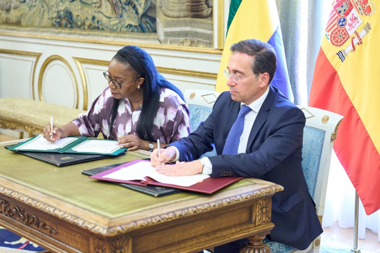 Investissements : le Gabon séduit l’entreprise espagnole INDRA et accélère sa coopération économique