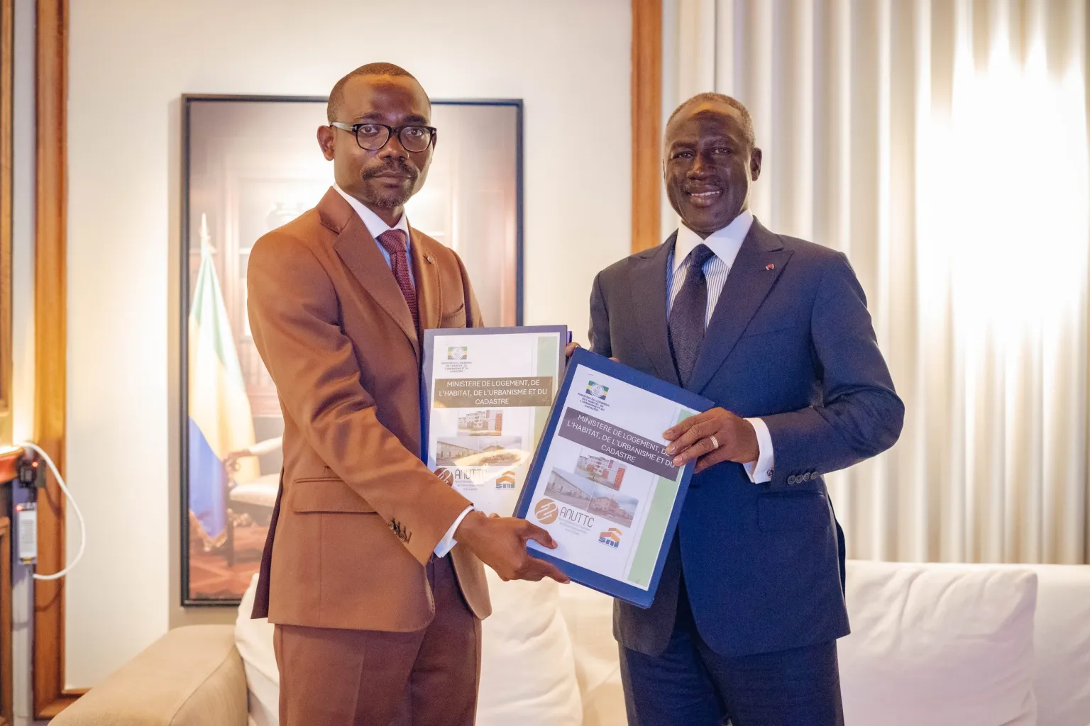 Libreville : le ministère du Logement et SNEDAI Groupe signent un protocole d'accord majeur pour la digitalisation du foncier gabonais