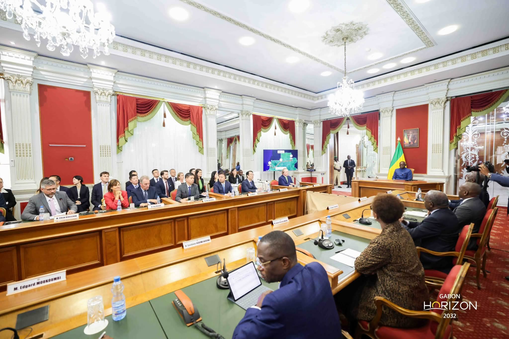 Palais Rénovation : Oligui Nguema scelle l'alliance internationale pour le méga-projet de Belinga