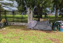 Libreville : chassé de leur logement par le bailleur, un jeune couple gabonais survit à la « Maison Georges Rawiri »