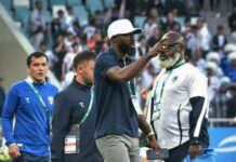 Football : Bruno Ecuele Manga, de la pelouse au costume de Team Manager